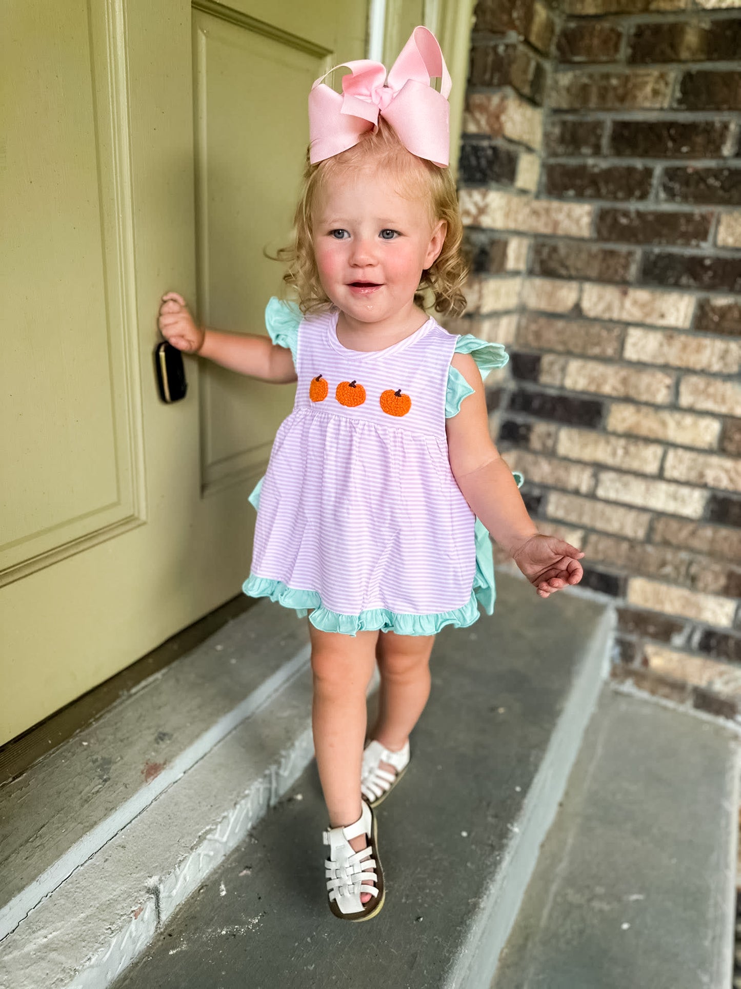 Mint Pumpkin Girl Bubble Short Set