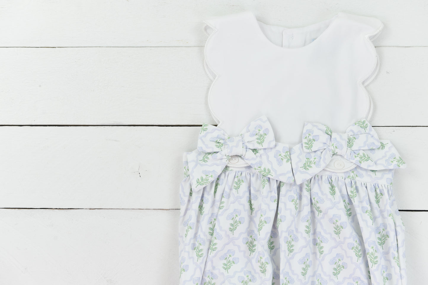 Playtime Hydrangea Bib Bubble