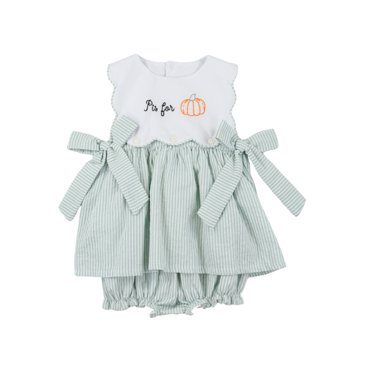 P is for Pumpkin Skirted Bubble
