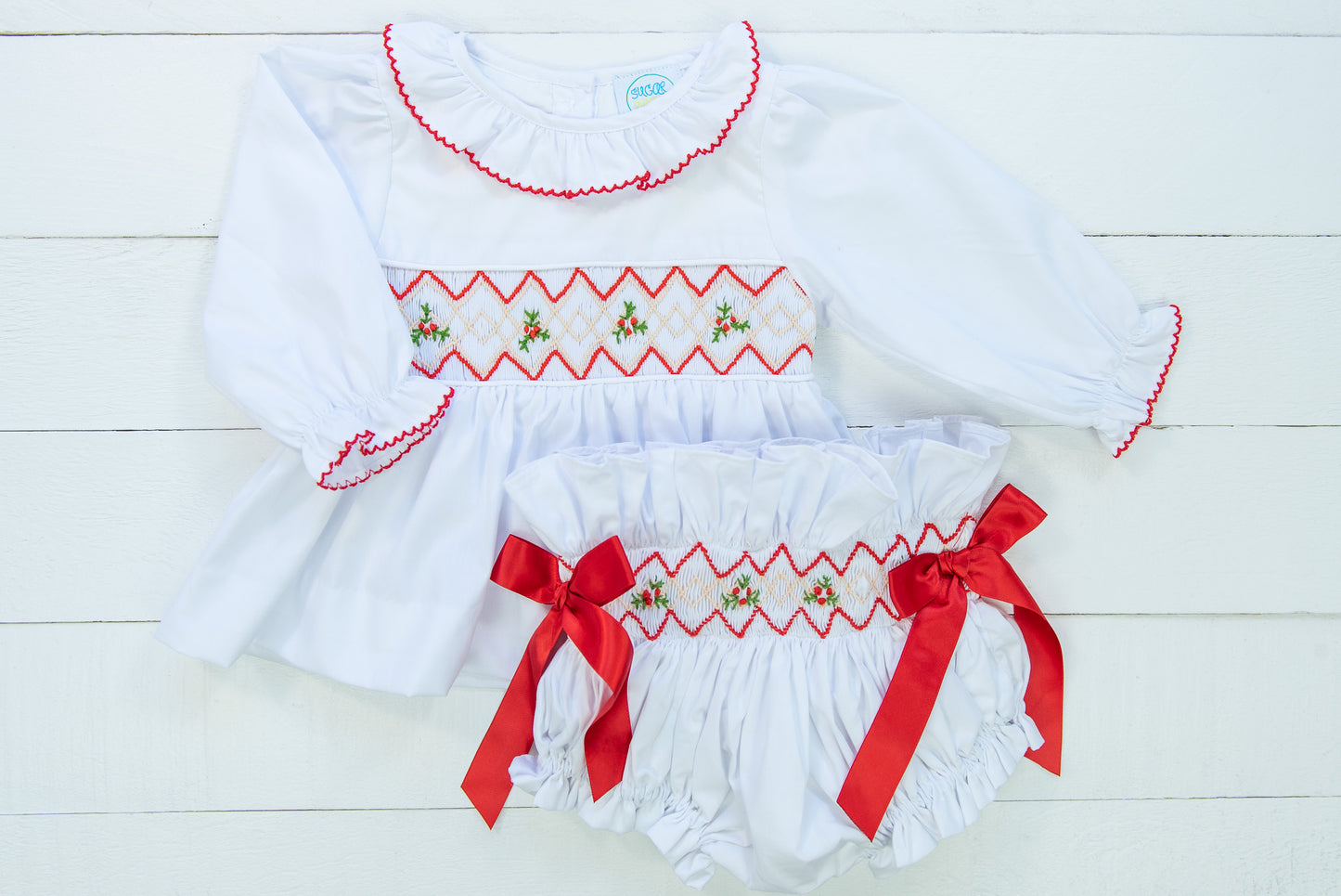 Holly Heirloom Girl Smocked Bloomer Set