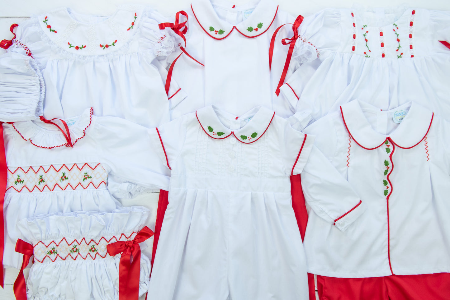 Holly Heirloom Girl Smocked Bloomer Set