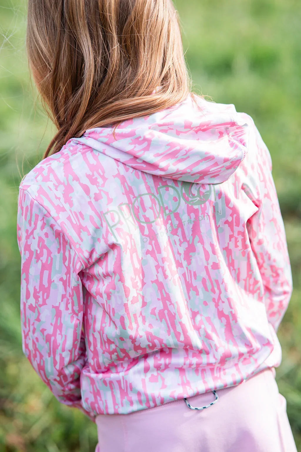 Girls' Pro Performance Hoodie T-shirt in Geranium Pink Camo