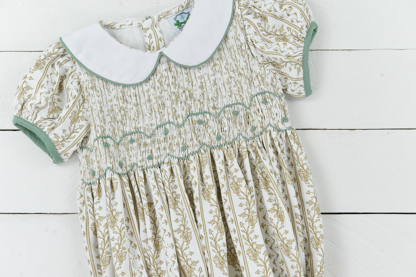 Meadow Vines Girl Bubble